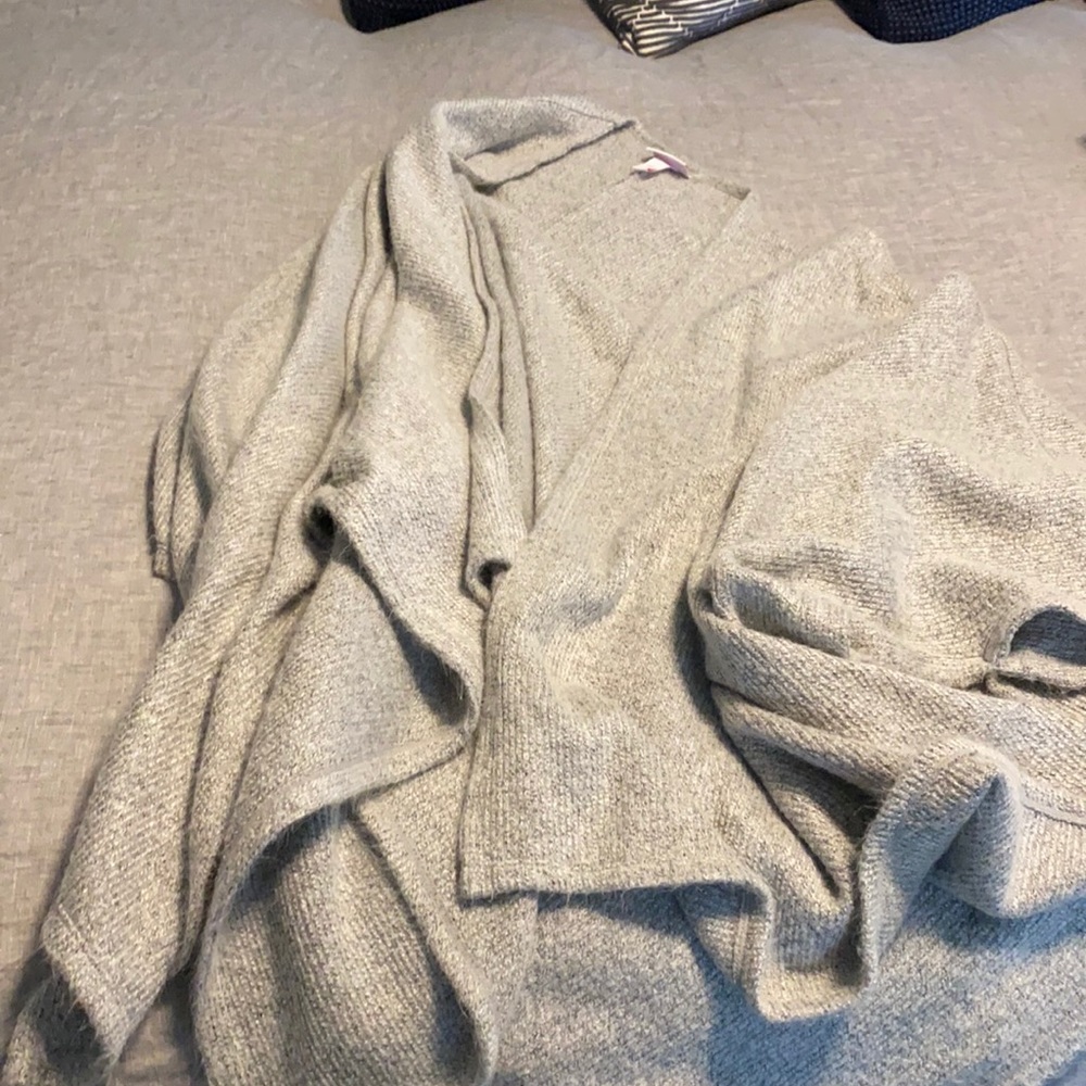 Isabel Maternity Poncho/Cardigan